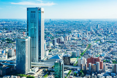 日本东京新宿的天际鸟瞰图