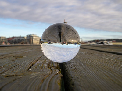 Lensball在木