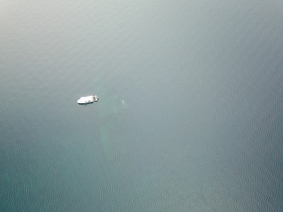 原始的蓝色海洋，帕劳的岩石岛屿