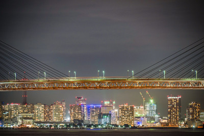 横滨湾大桥夜景