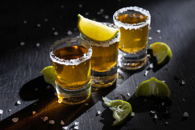 传统的龙舌兰酒