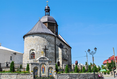 乌克兰Kamianets-Podilskyi的古老石头乌克兰希腊天主教圣三一教堂
