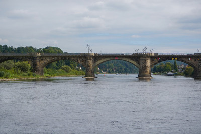 皮尔纳易北河上的Stadtbrücke