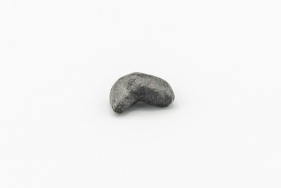 Black magnetic Tektite Meteorite called Atacamaite