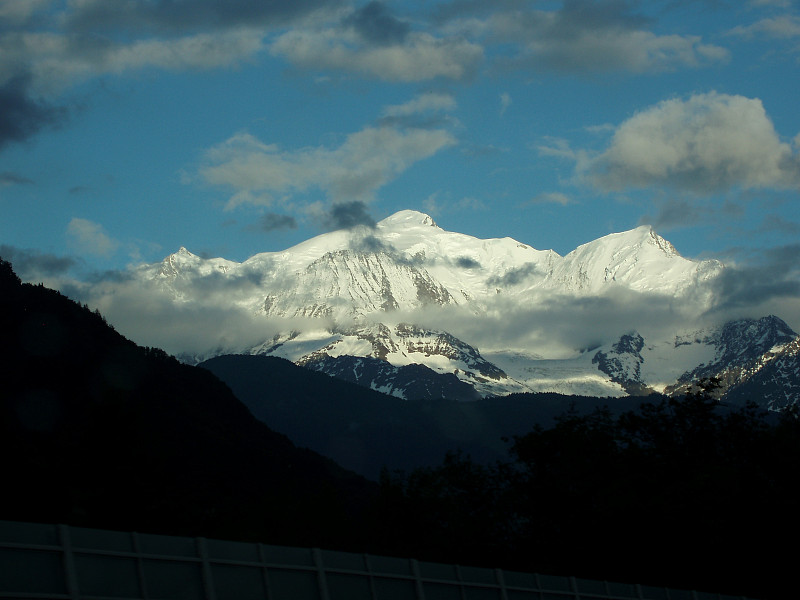 勃朗克山