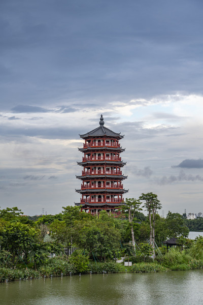 中国东莞华阳湖湿地公园华阳塔