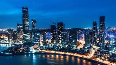 航拍青岛cbd现代建筑夜景
