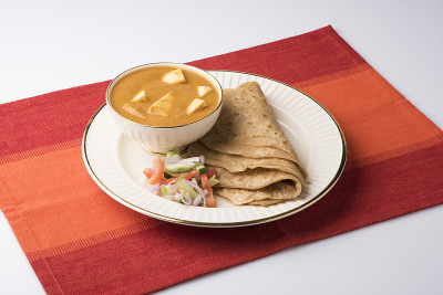 黄油黄油与chapati /包子/ paratha配对