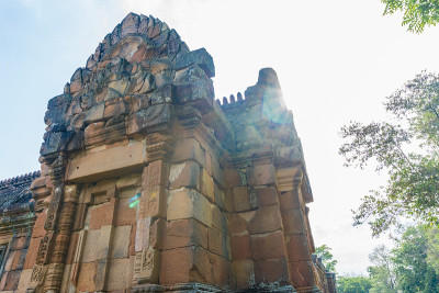 Prasat Hin Phanom Rung是泰国的一个
