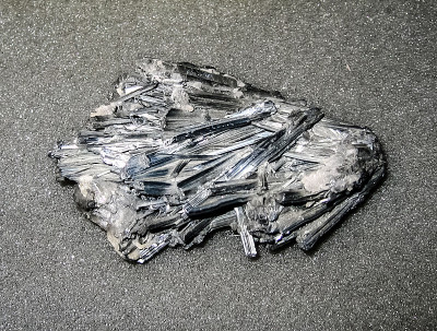 岩石的矿物晶体。天然石材之美