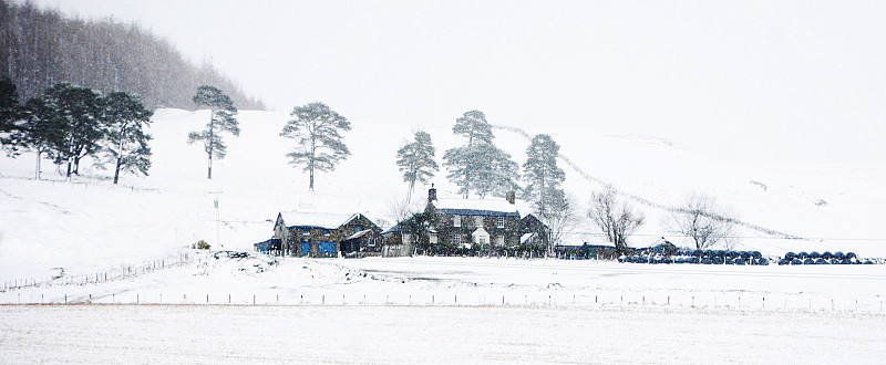 苏格兰雪屋