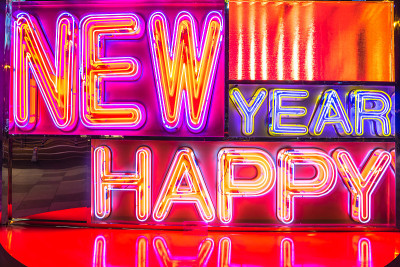 霓虹灯下新年快乐