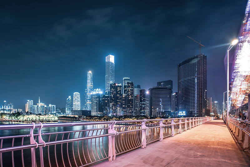 广州珠江新城金融中心夜景
