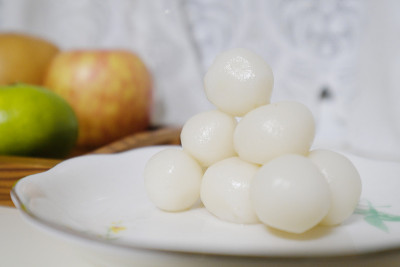 饺子和满月的祭品