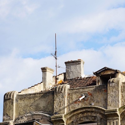 chimney on the rooftop of the house, architecture 
