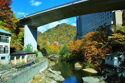 秋景北海道、札幌、中赞井温泉