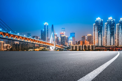 高速公路与现代建筑景观