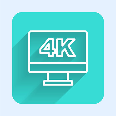 白线屏幕电视与4k超高清视频技术图标隔离与长阴影背景。绿色广场按钮。向量