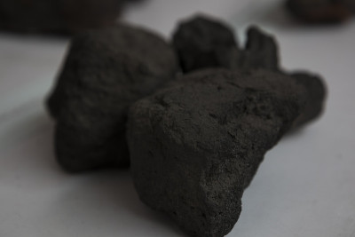 炼钢用煤制成的焦炭