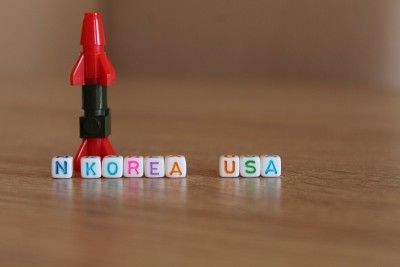 冲突。