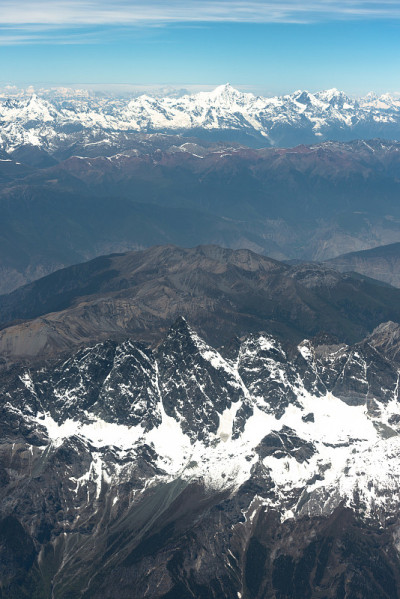 空中飞行景观喜马拉雅山。