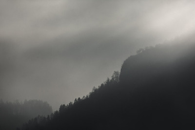 瑞士达沃斯附近的阿尔卑斯山