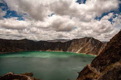 厄瓜多尔的基洛托阿火山
