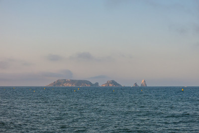 米底斯群岛的全景，在地中海。科斯塔布拉瓦,西班牙