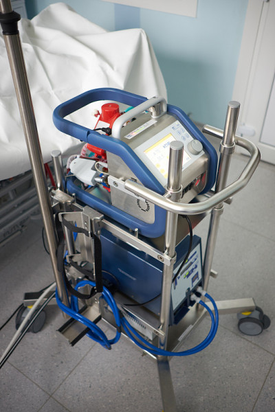 在重症监护室使用ecmo