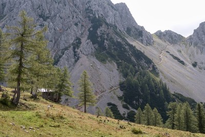 从克拉根富特Hütte小屋到位于奥地利卡拉万克的Stol山顶的小径