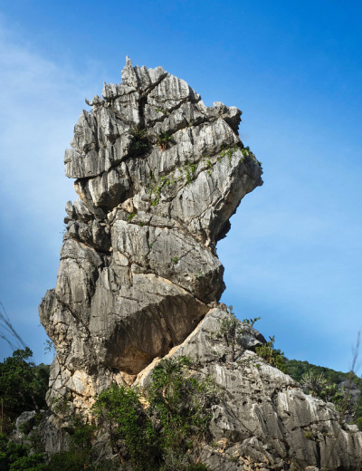 风景风景:“人头”大岩石