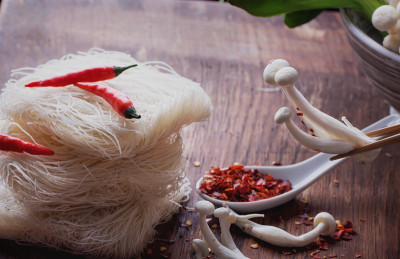 东方准备午餐