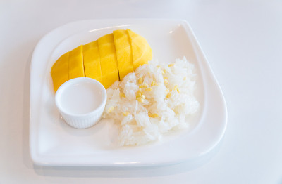 泰式甜点芒果糯米饭