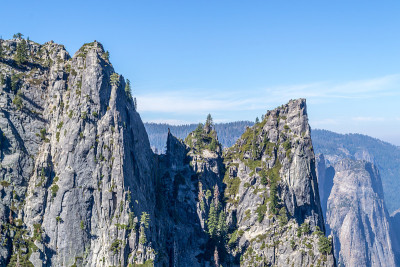 约塞米蒂山谷的哨兵岩