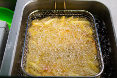 烹饪炸薯条