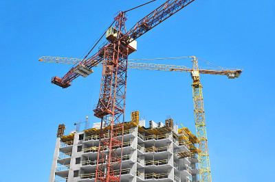 起重机及高层建筑工地