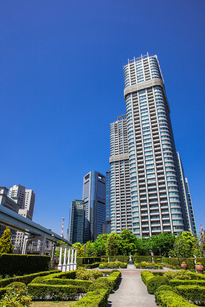 高层公寓及花园