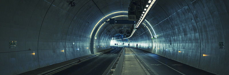 在“ croix rouse隧道“