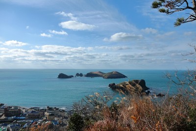 岛屿，岛屿，济州岛，无人岛，悬崖，大海，海浪，无人岛，潜艇，熔岩，旅游景点，游轮，