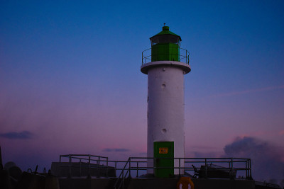 美丽的早晨在波罗的海沿岸Ventspils