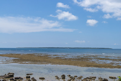 从Kanonzaki观景台欣赏竹富岛(石垣岛/石垣岛，冲绳)