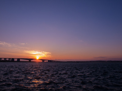 浜名大橋（浜名湖）に沈む夕日 Sunset on Hamanako-lake over Hamana