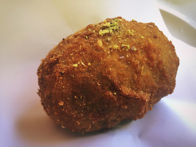 典型的西西里arancino