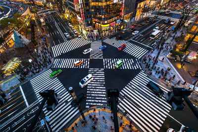 日本东京银座十字路口的鸟瞰图。