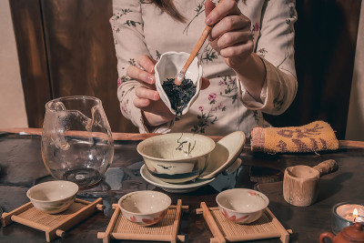 茶道由师傅表演