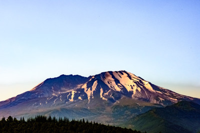 有海伦斯火山