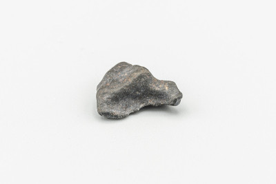 Black magnetic Tektite Meteorite called Atacamaite
