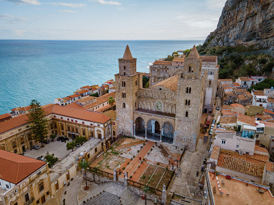 Cefalu，意大利巴勒莫省西西里岛的中世纪村庄