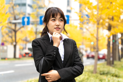 找到工作的女性