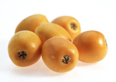 枸杞，枇杷，白底水果